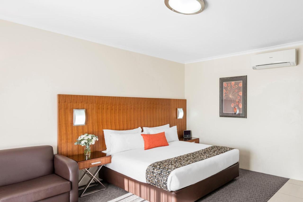 Breakfree Queanbeyan Motel Exterior photo